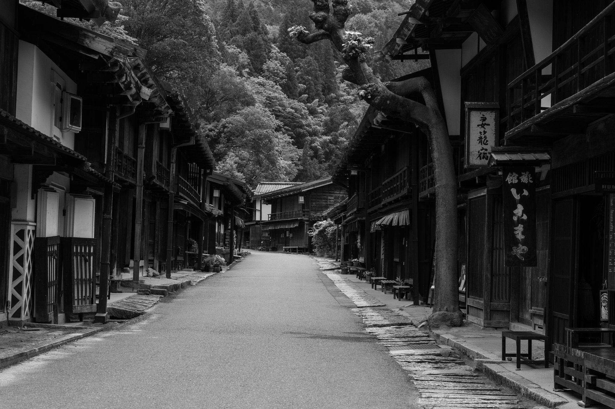 人気の消えた妻籠宿