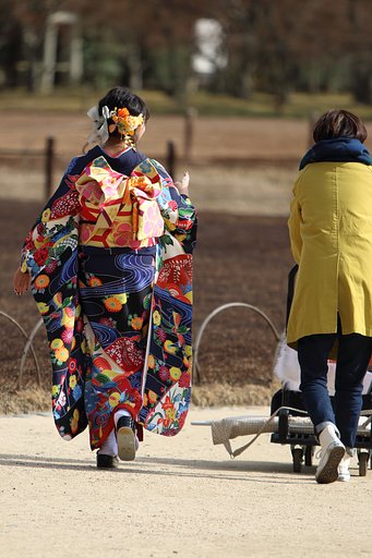新成人さん振袖