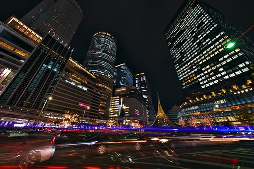 名駅前
