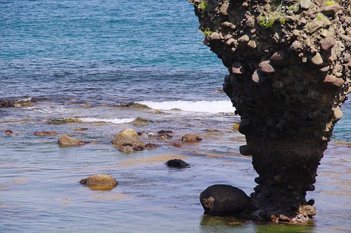 真昼の海
