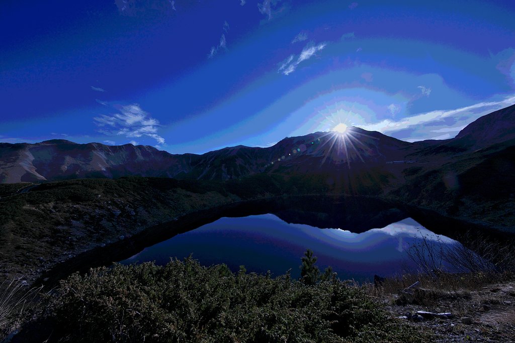 立山の夜明け