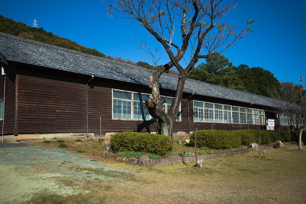 国民小学校の校舎