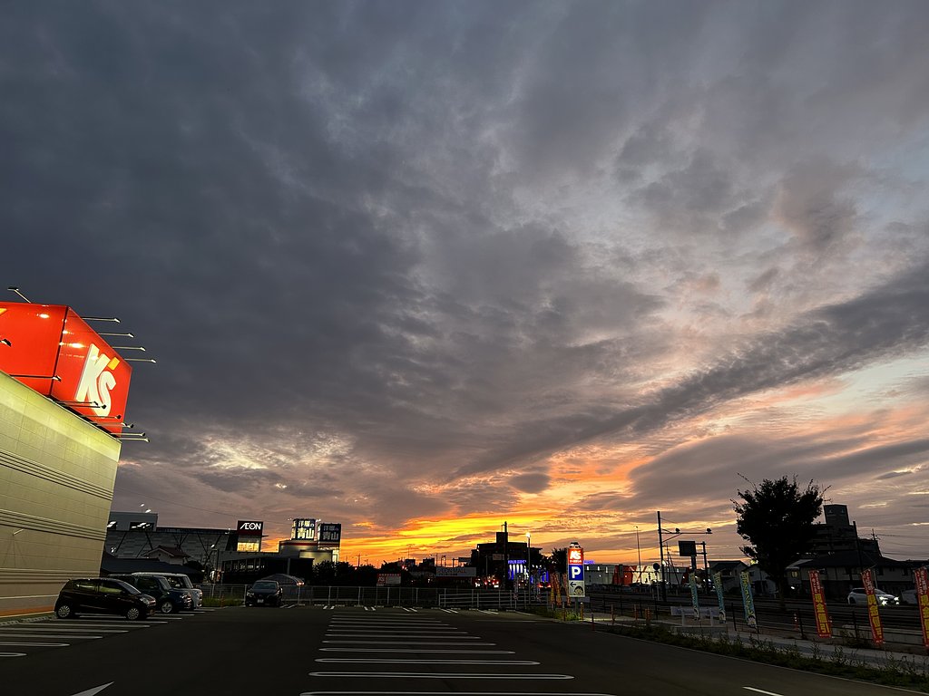 ある都市の夕焼け