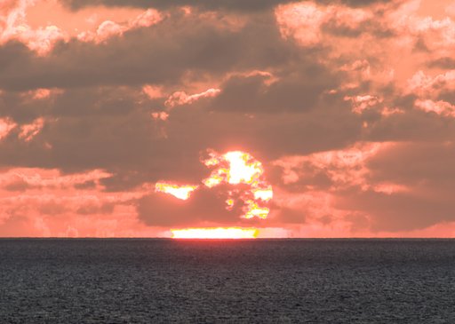 だるま夕日