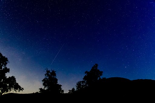 号砲の流れ星
