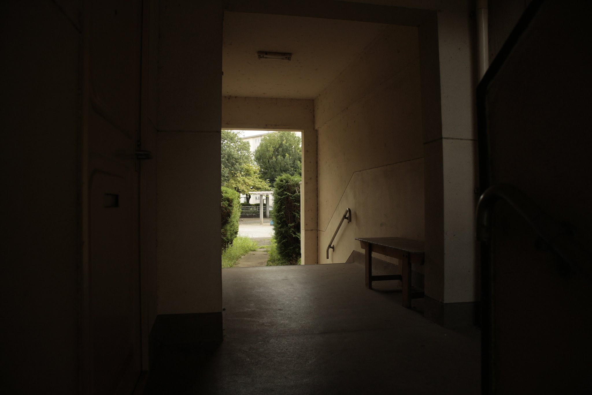 団地の中にある腰掛け