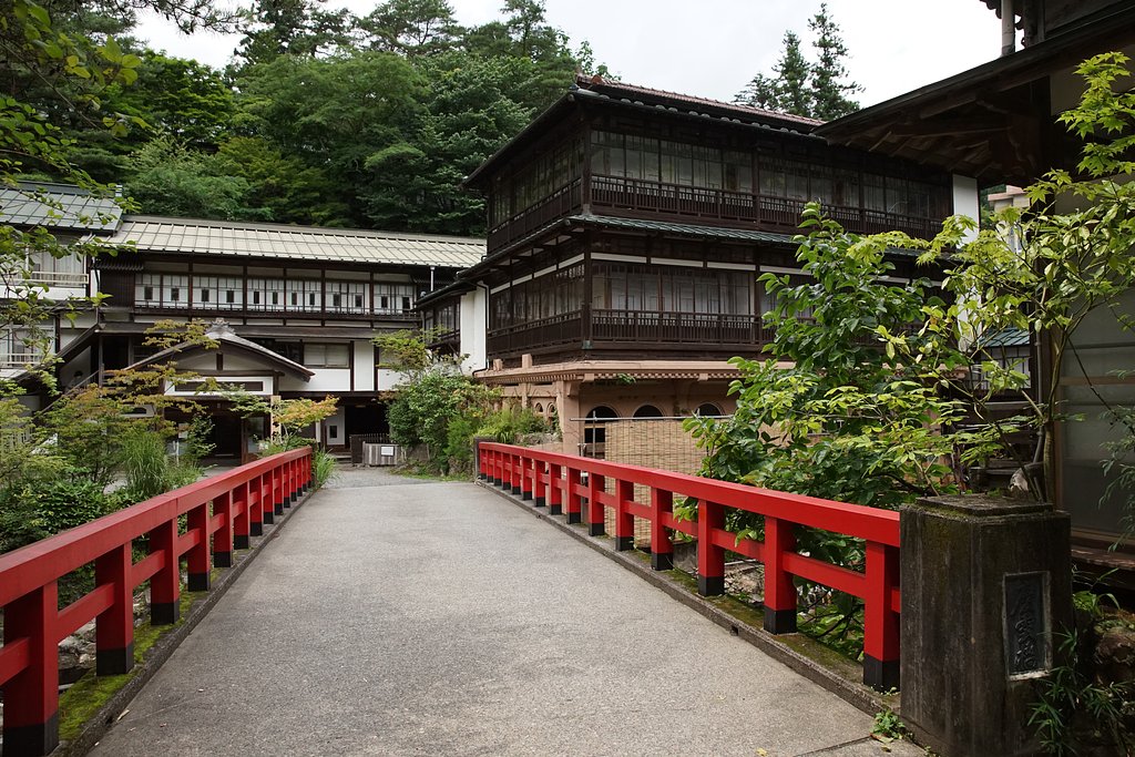 油屋入り口
