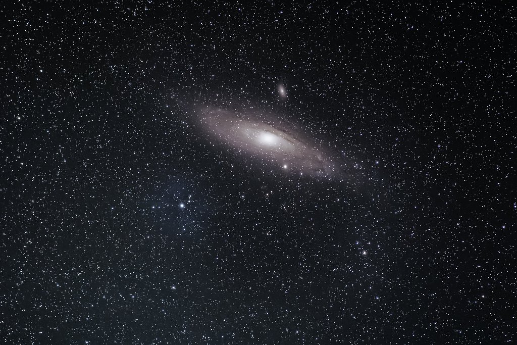 200mmでのアンドロメダ星雲(M31)