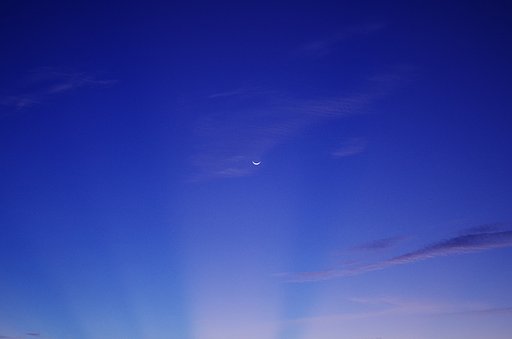 三日月