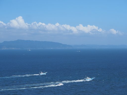 颯爽と