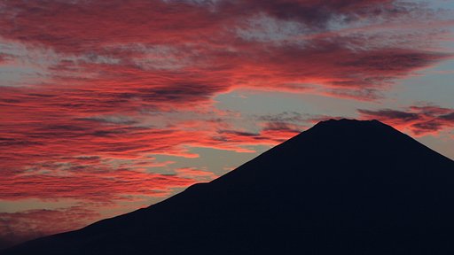 茜　雲
