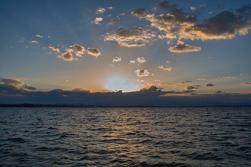 沈む夕日