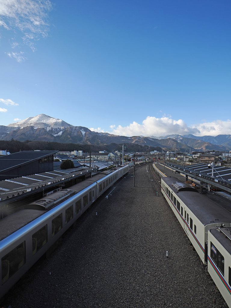 残雪の武甲山