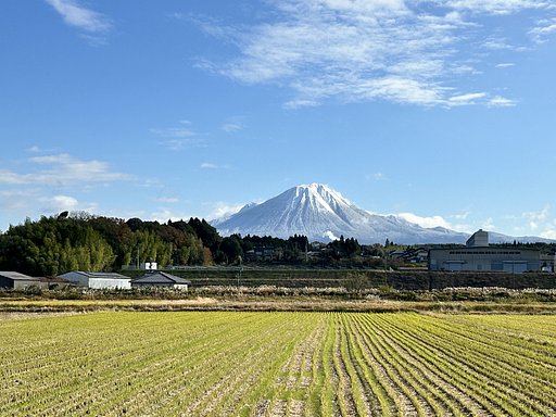 大山ー雪化粧２