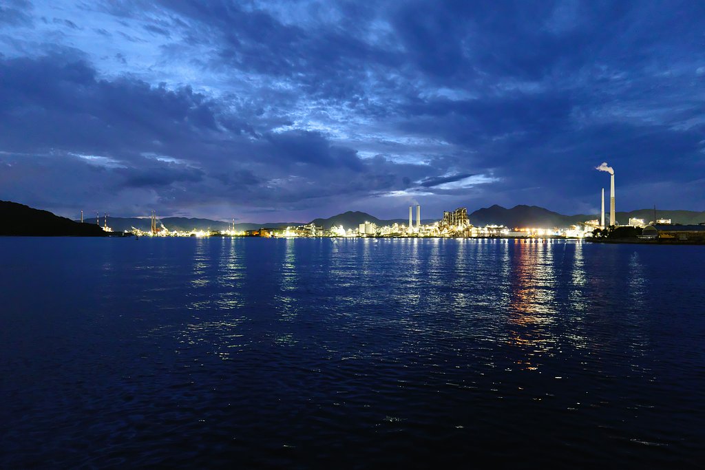 工場群夜景