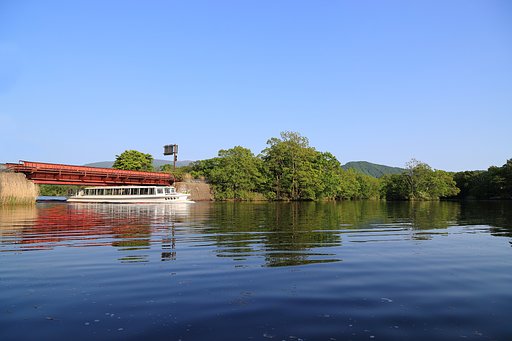 大沼の観光船