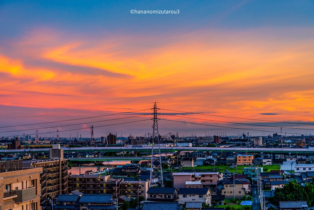 【暑】暑いそのままの夕焼け
