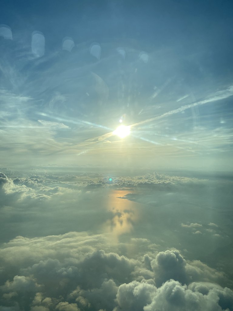 東京湾上空