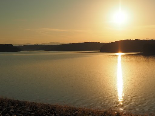 夕闇に溶ける