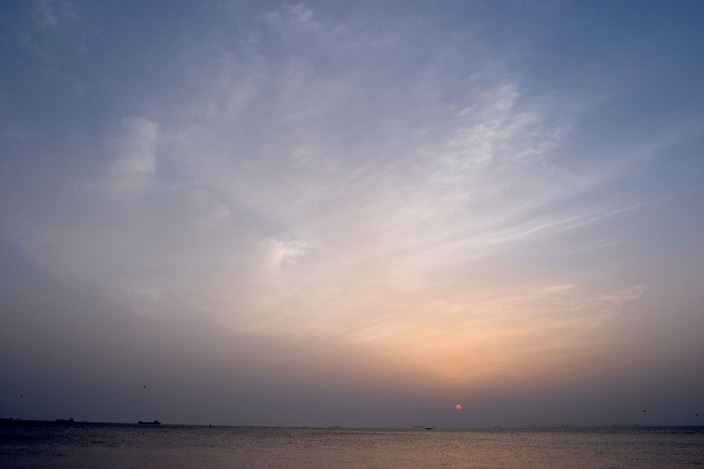 横浜市金沢の海