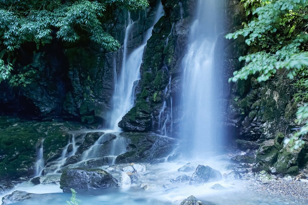 滝 写真で一息