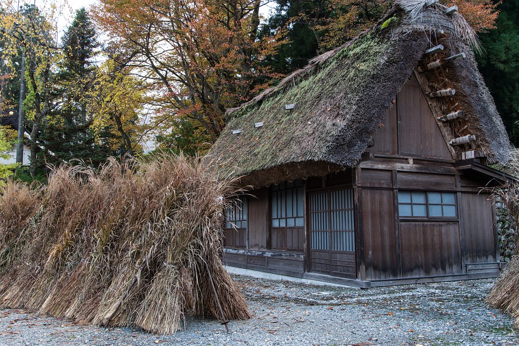 晩秋の白川郷締め