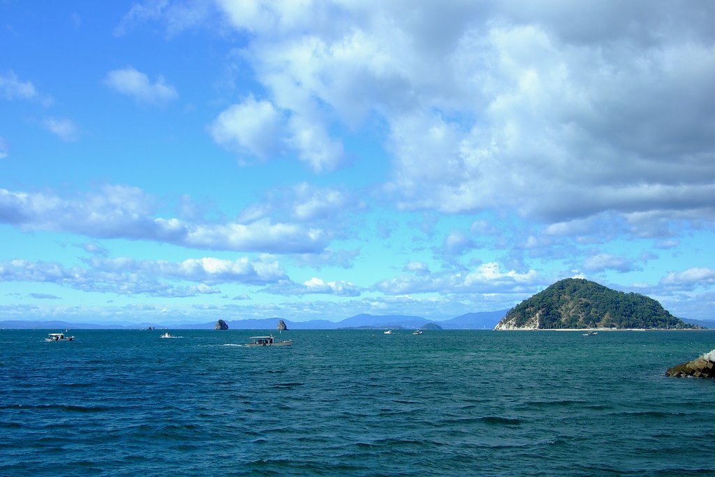 瀬戸の青空と雲