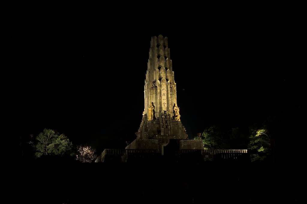 夜の塔