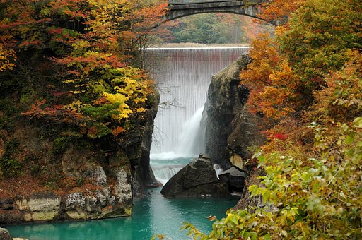 ダム湖の紅葉Part.2 その二