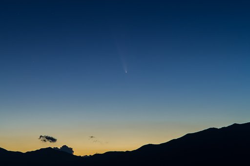紫金山（ツチンシャン）アトラス彗星