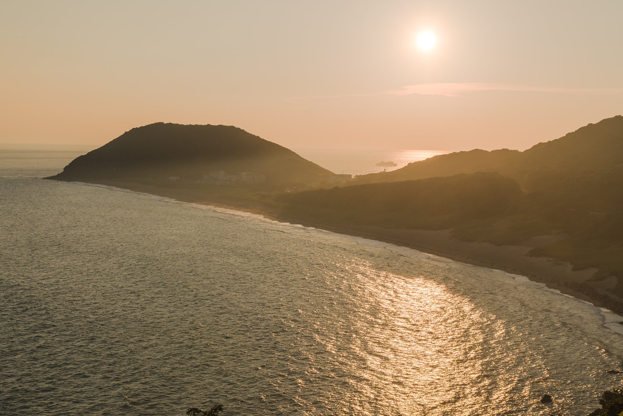 夏の海　夏の夕陽