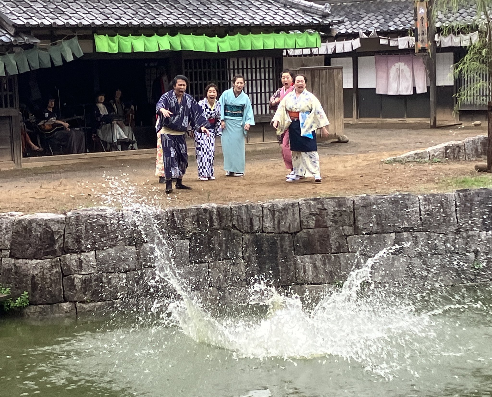 江戸時代にワープ？