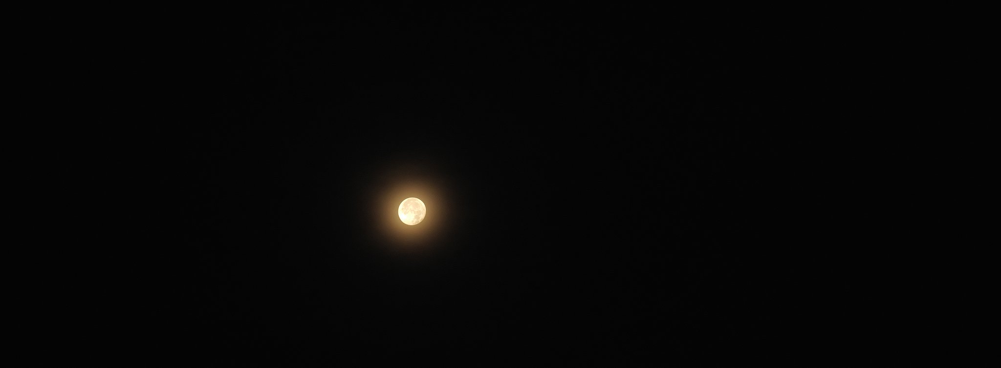 月