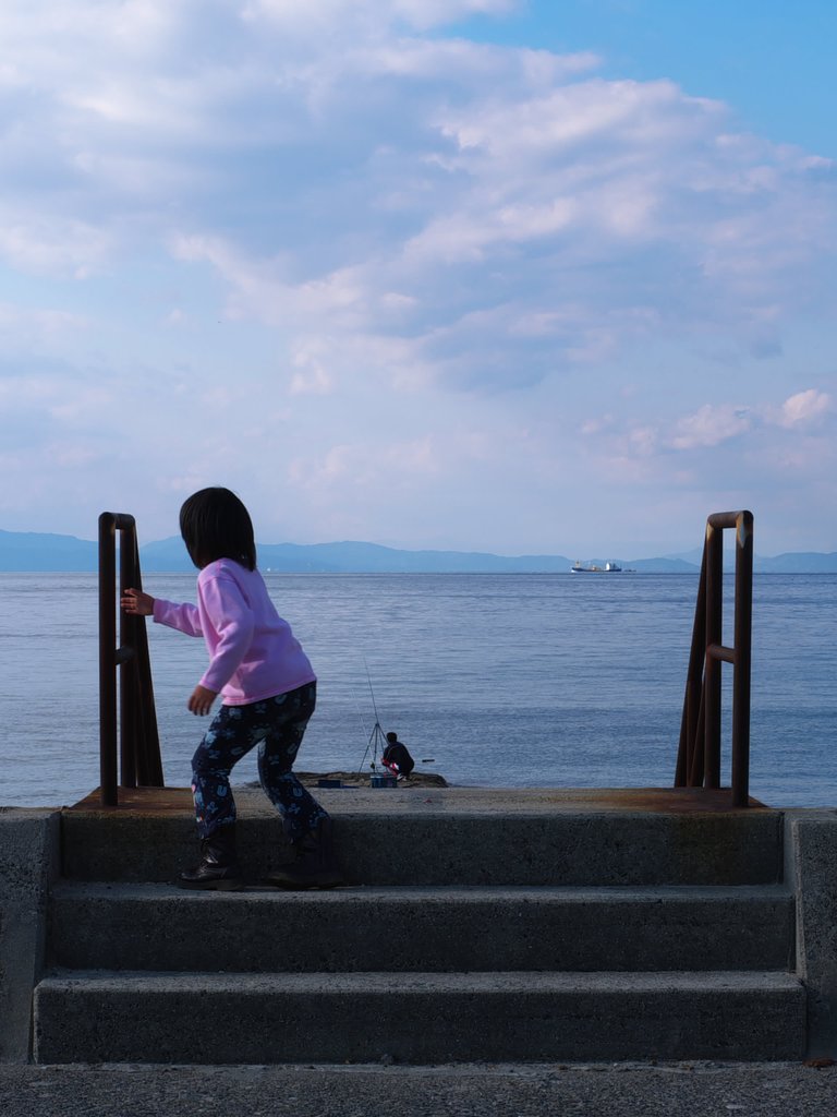 海辺の親子