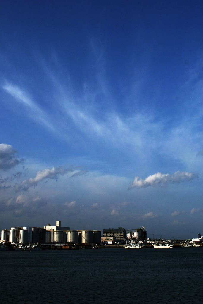 青い空