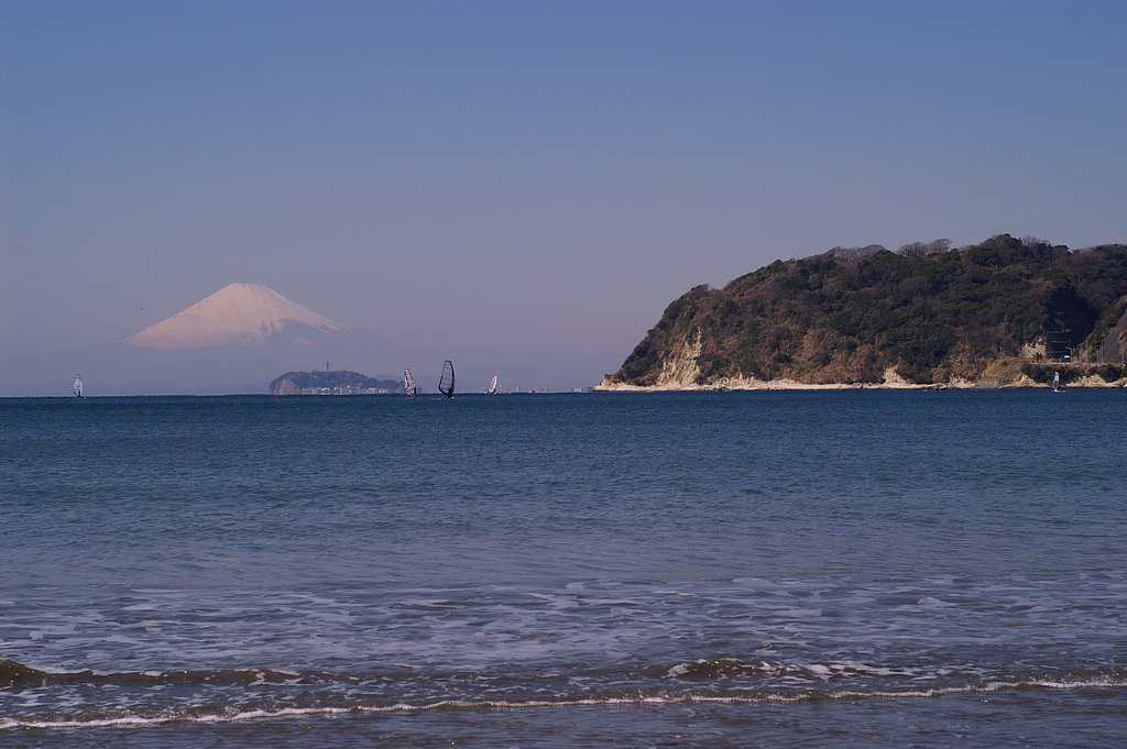 湘南より富士を望む