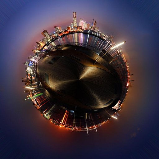 横浜大桟橋　惑星風