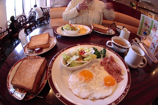 今日のモーニング