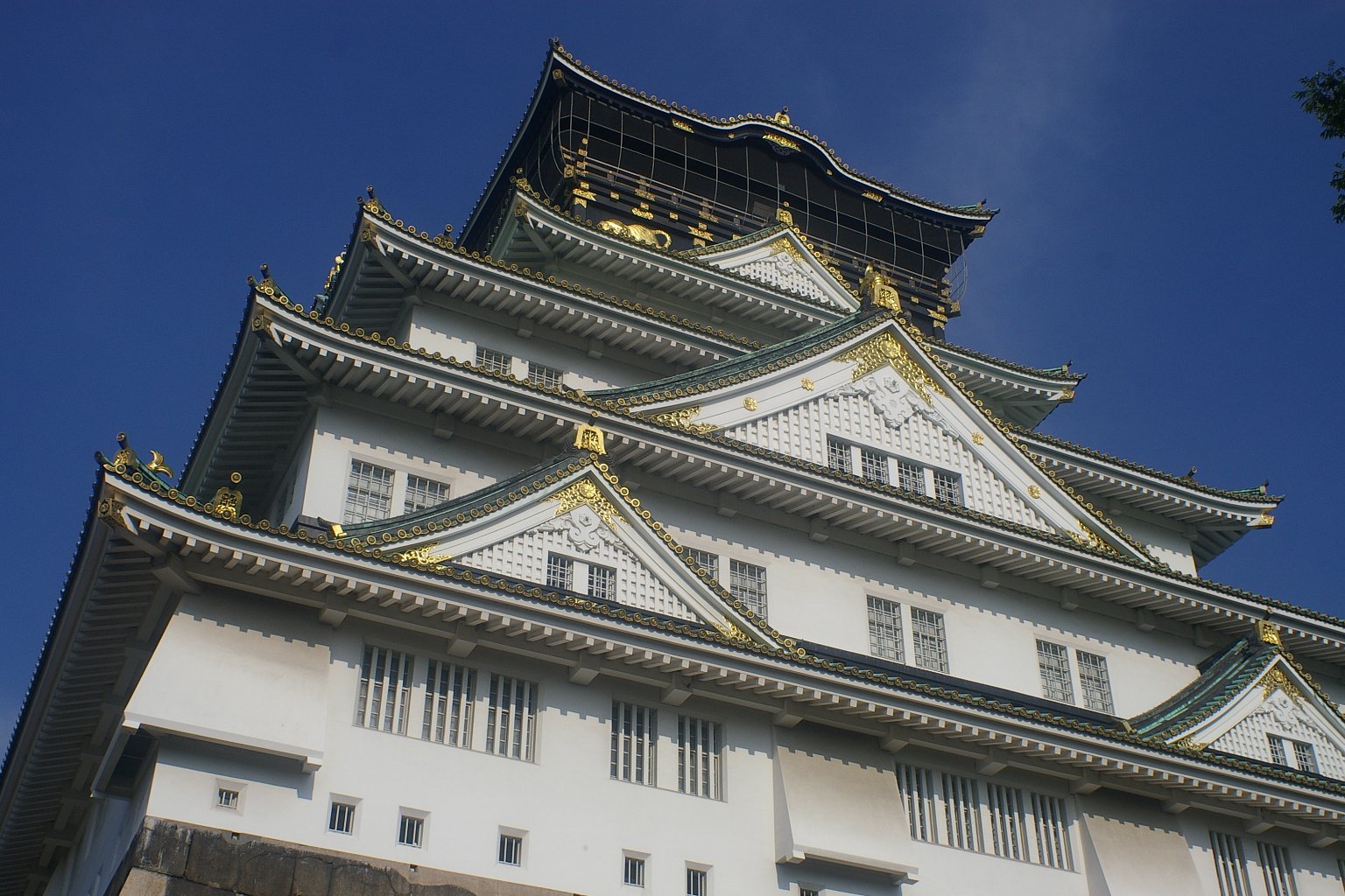 これぞオオサカ！聳え立つ