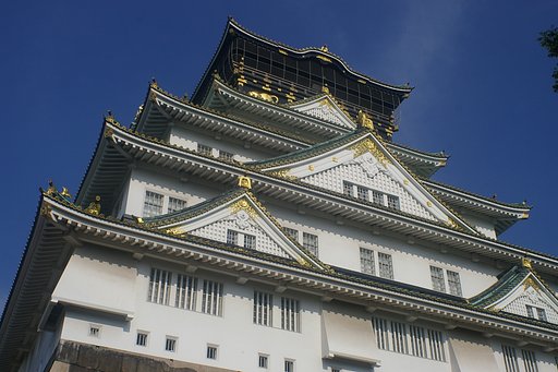 これぞオオサカ！聳え立つ