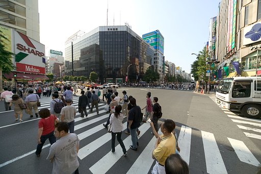 秋葉原の交差点