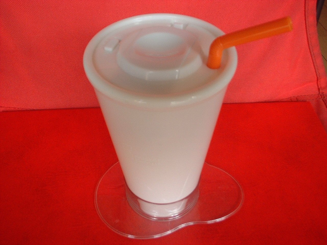 いくら飲んでも減らないジュース〜；