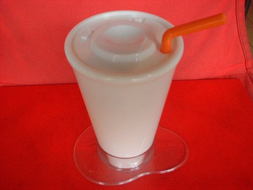 いくら飲んでも減らないジュース〜；