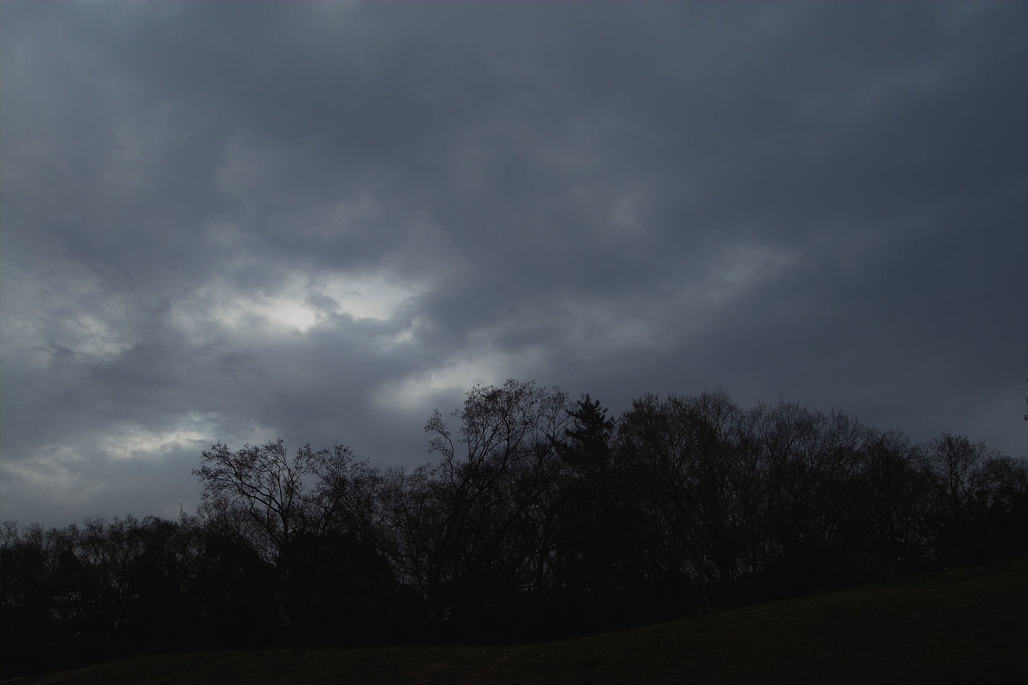 悪魔の空