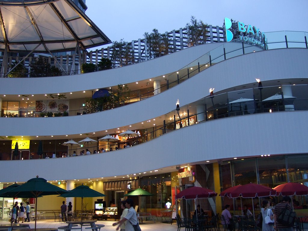 横浜ベイクォーター BAY QUARTER YOKOHAMA