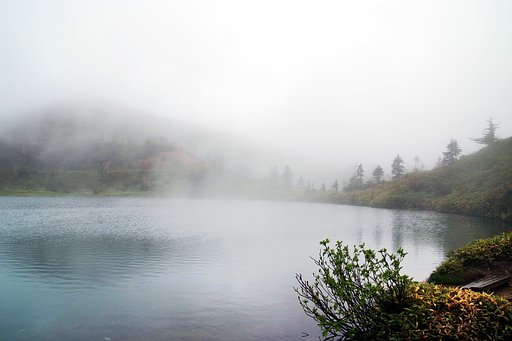 白根山の弓池２