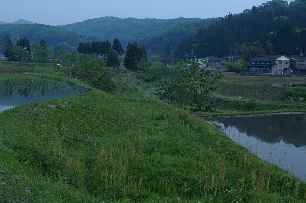 山里の夕暮れ２