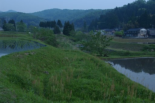 山里の夕暮れ２