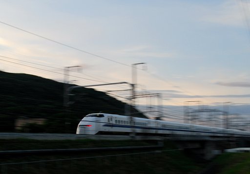 走り去る