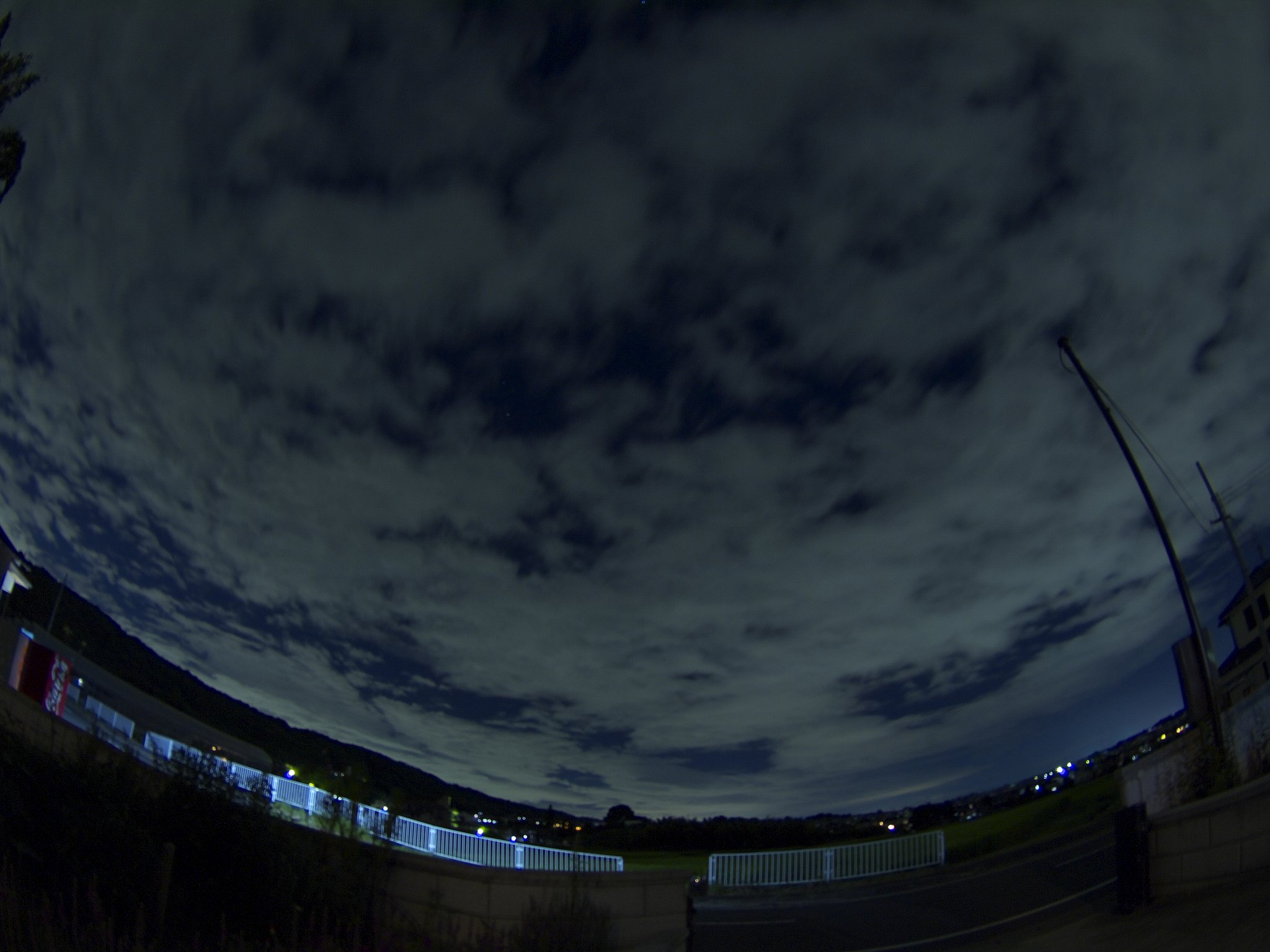 宵の空